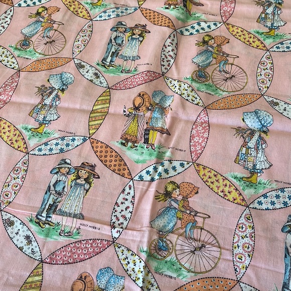 Holly Hobbie 50x19 Fabric Panel - Picture 3 of 7